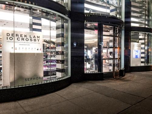 Sephora-TV-Window-Display-UNEDITED-17