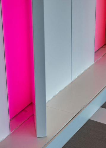 close-up-looking-down_web_vert